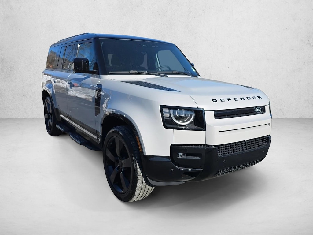 New 2026 Land Rover Defender X-Dynamic SE SUV