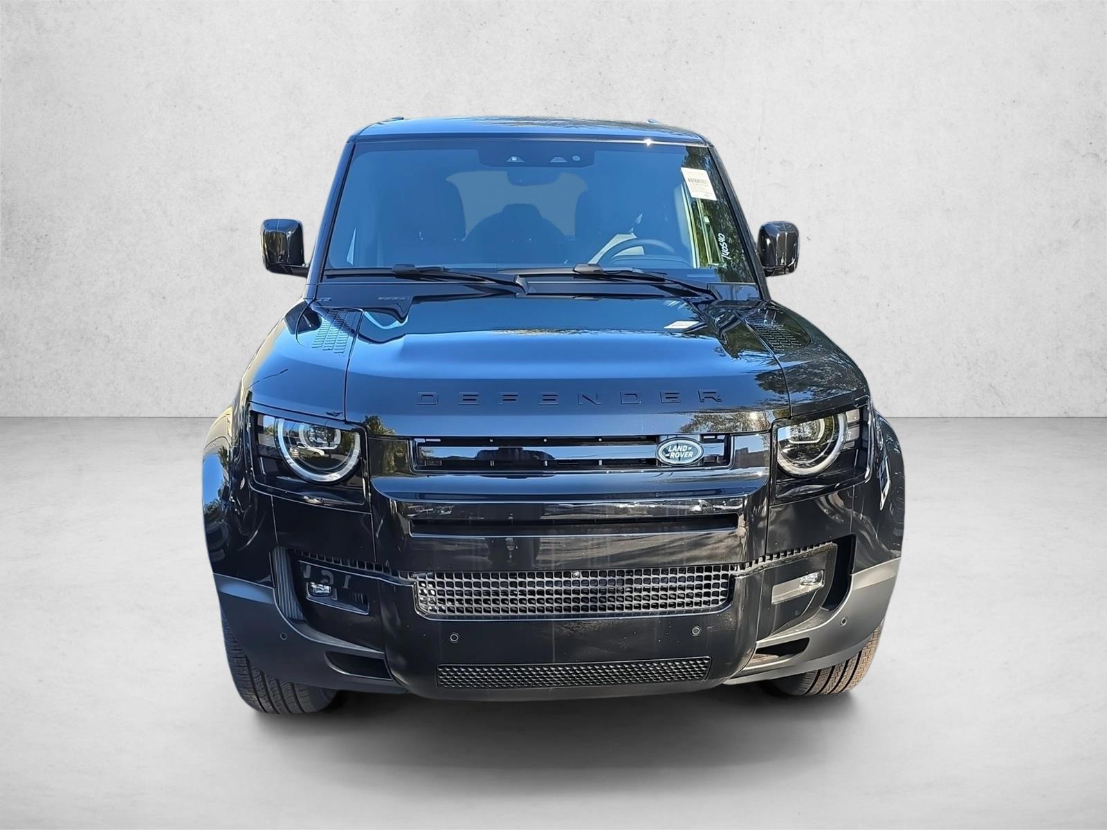 2026 Land Rover Defender 110 S photo 2