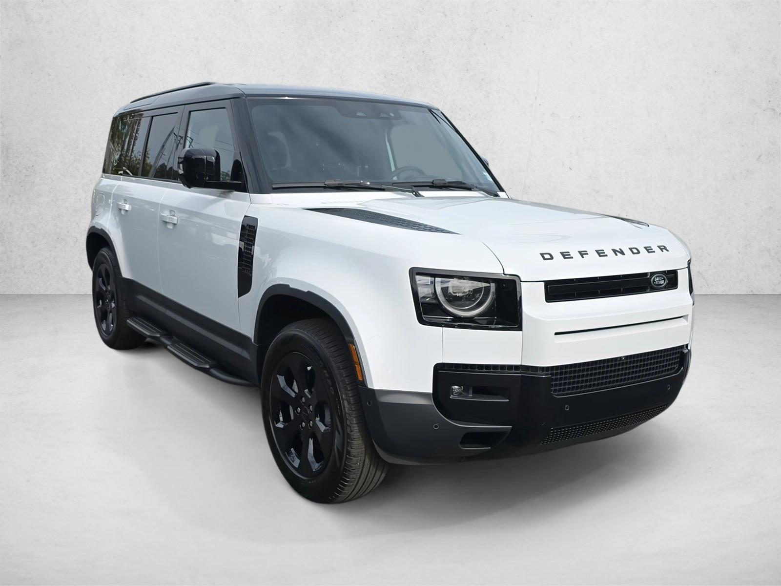 2026 Land Rover Defender 110 S photo 3
