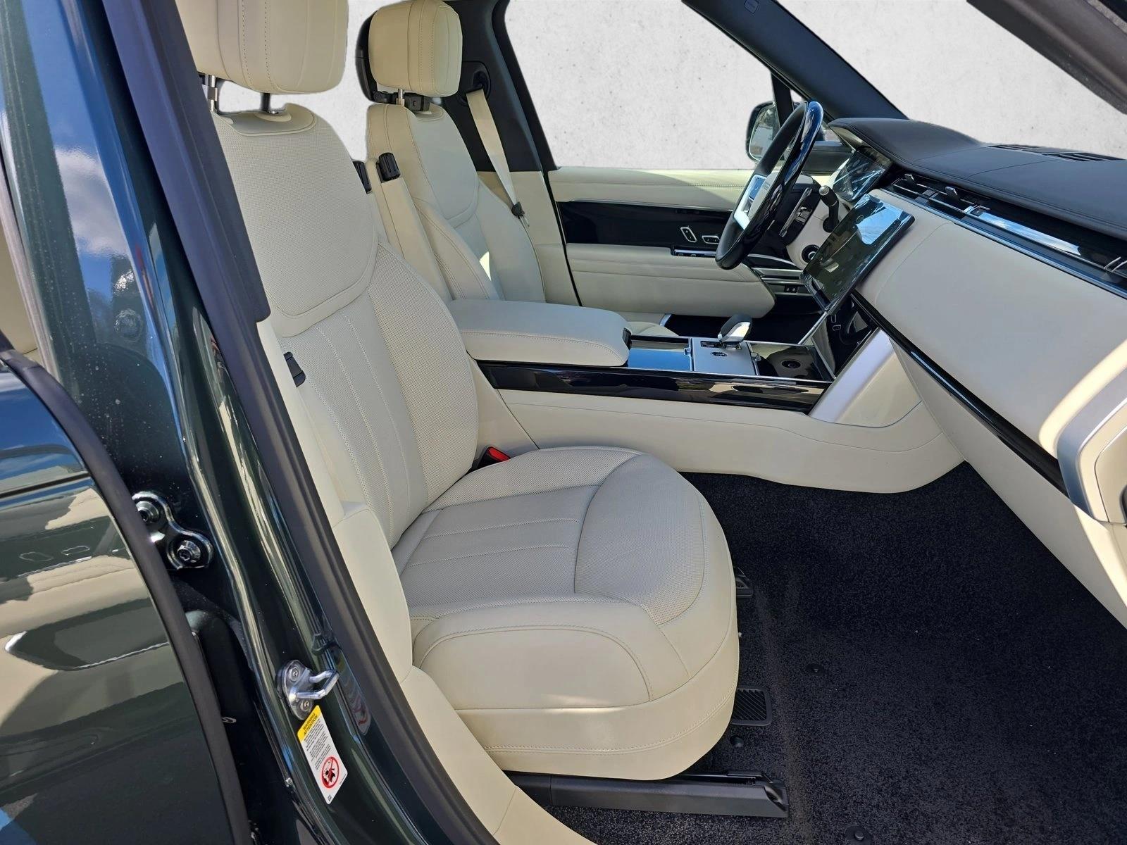 2026 Land Rover Range Rover SE - Photo 10