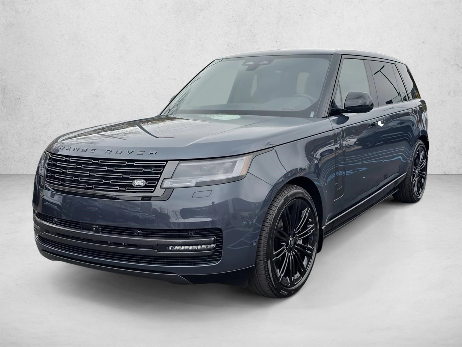 2025 Land Rover Range Rover SE's photo