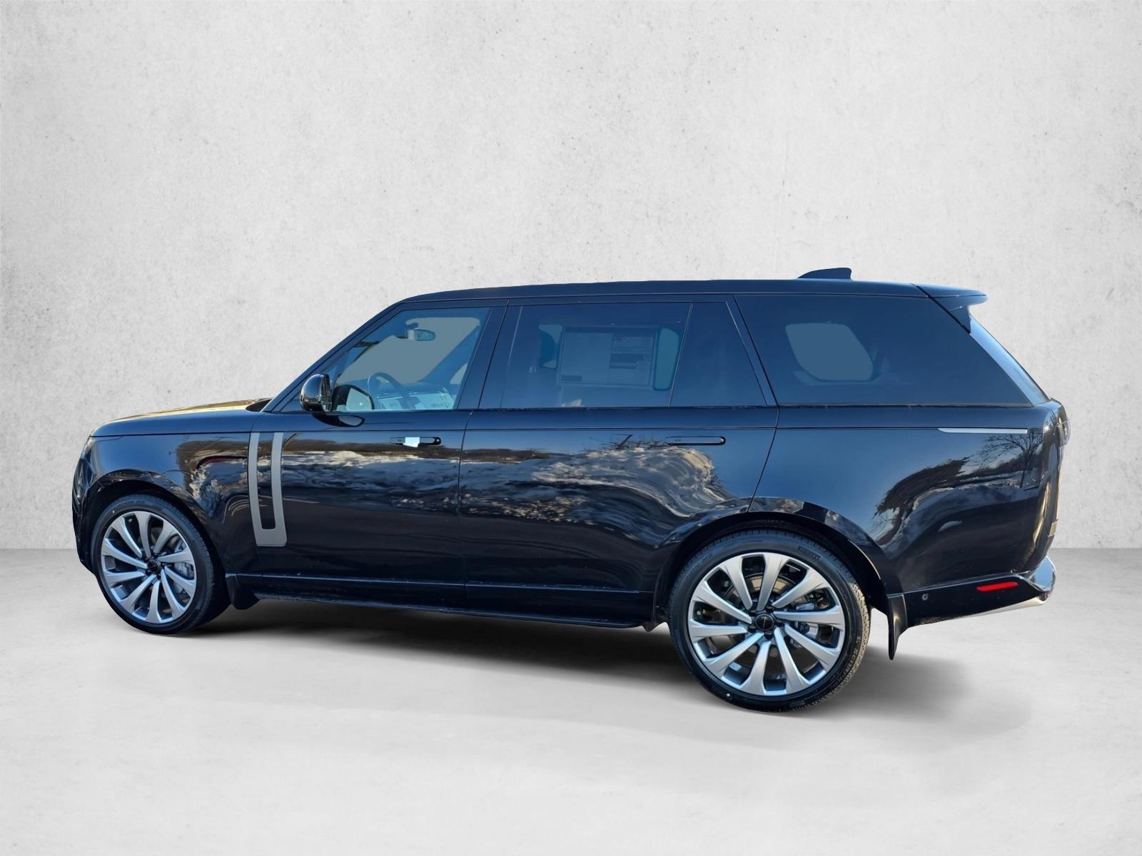 2026 Land Rover Range Rover SE - Photo 8