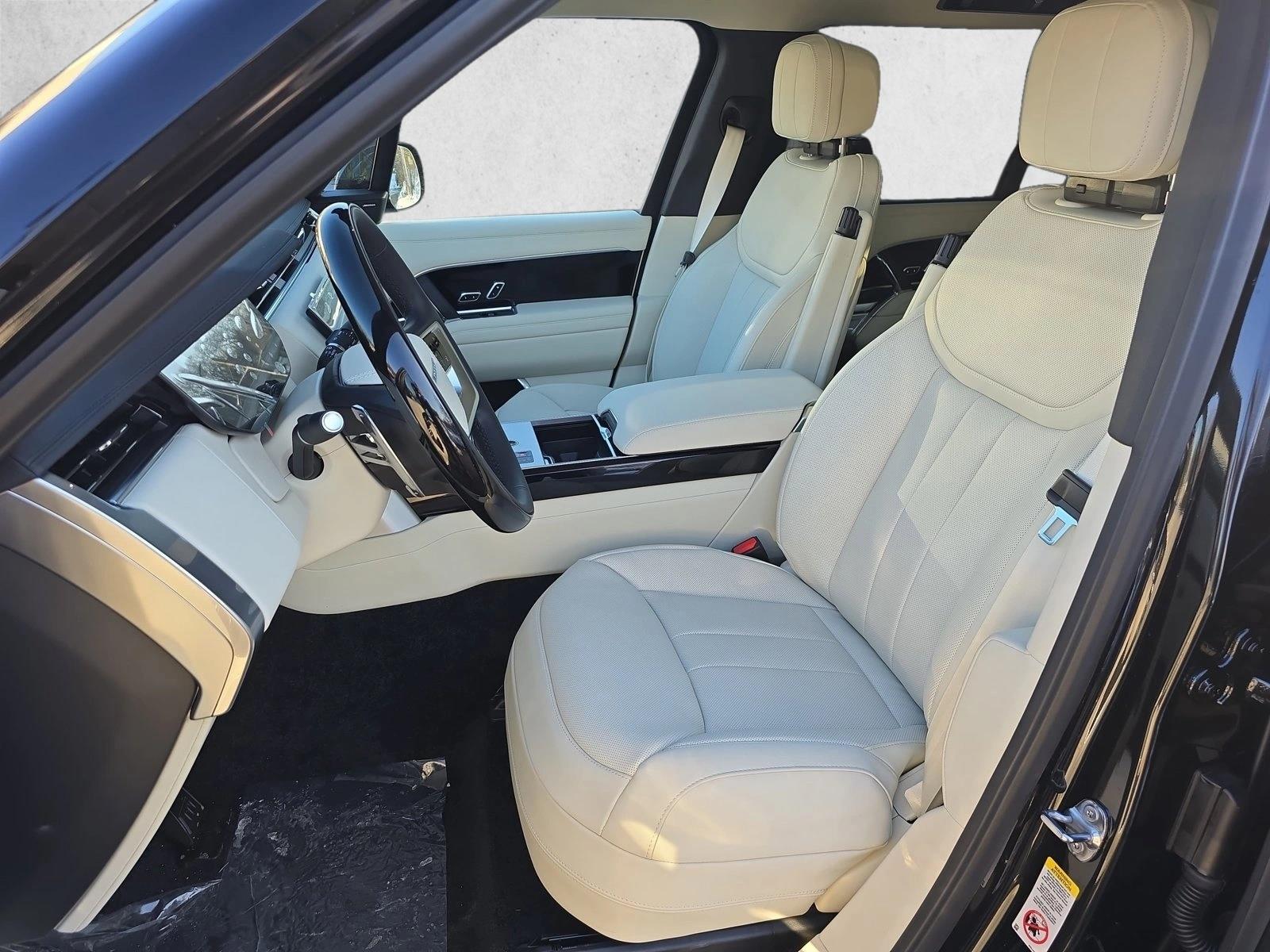 2026 Land Rover Range Rover SE - Photo 15