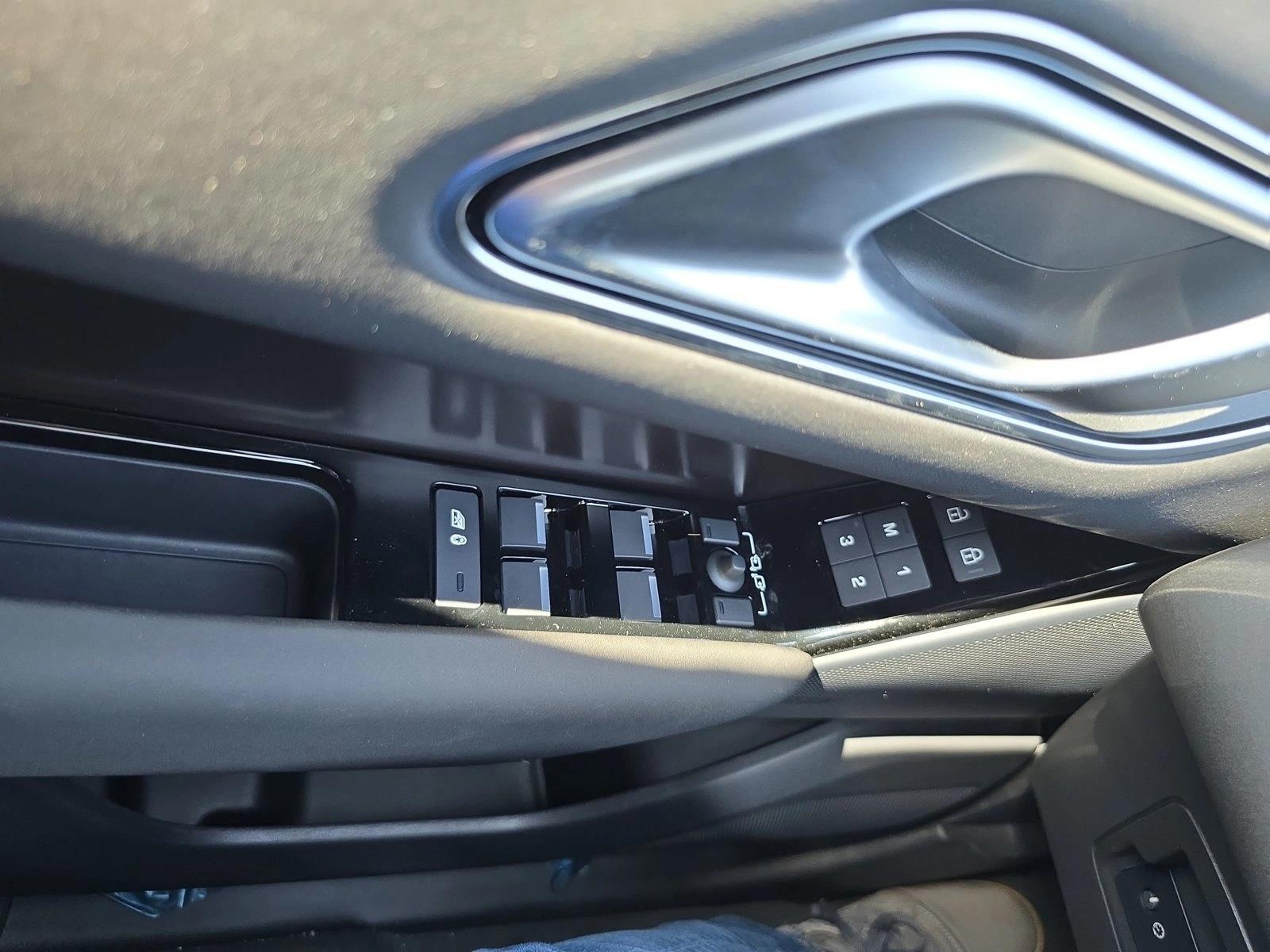 2026 Land Rover Range Rover Velar Belgravia Edition - Photo 26