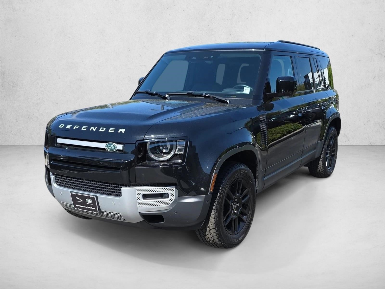 2024 Land Rover Defender 110 S P300's photo