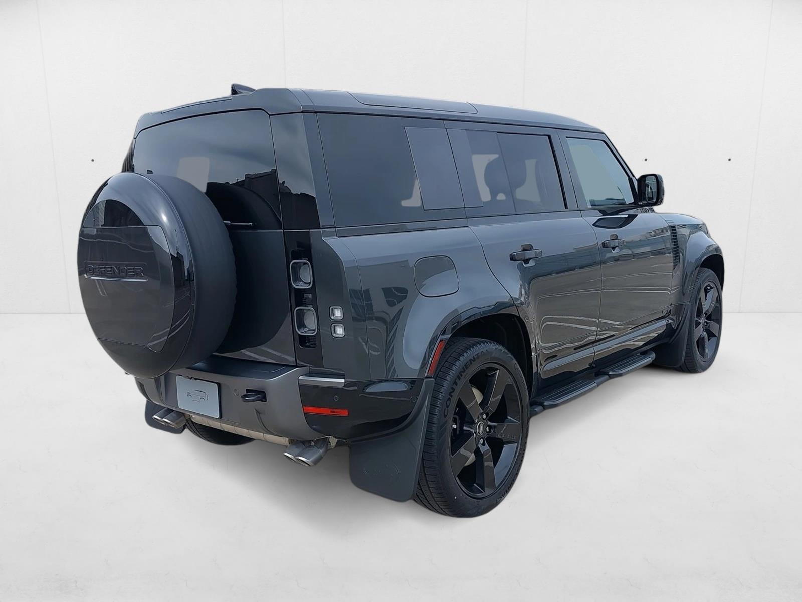 2025 Land Rover Defender V8 photo 2