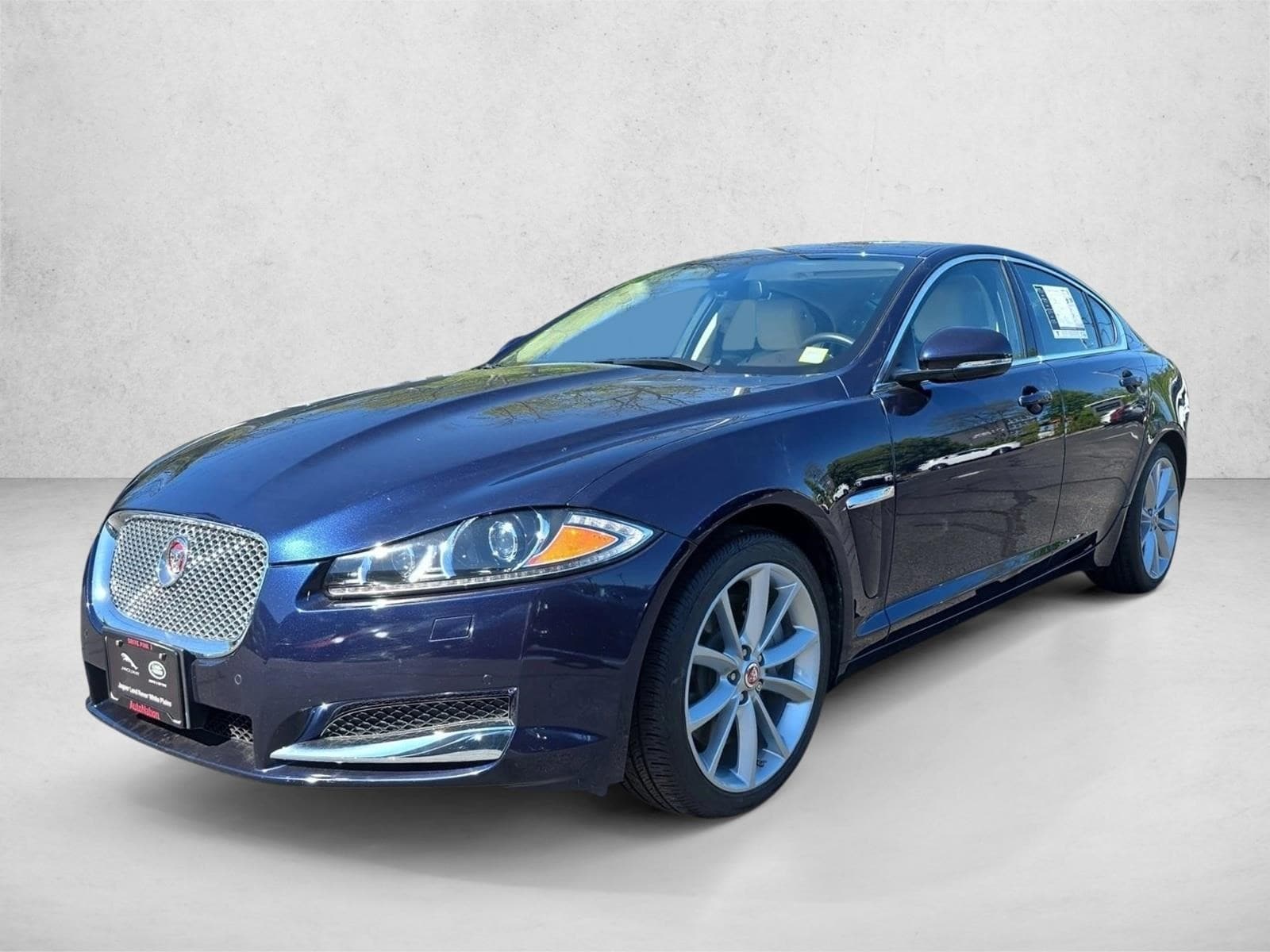 2015 Jaguar XF Portfolio