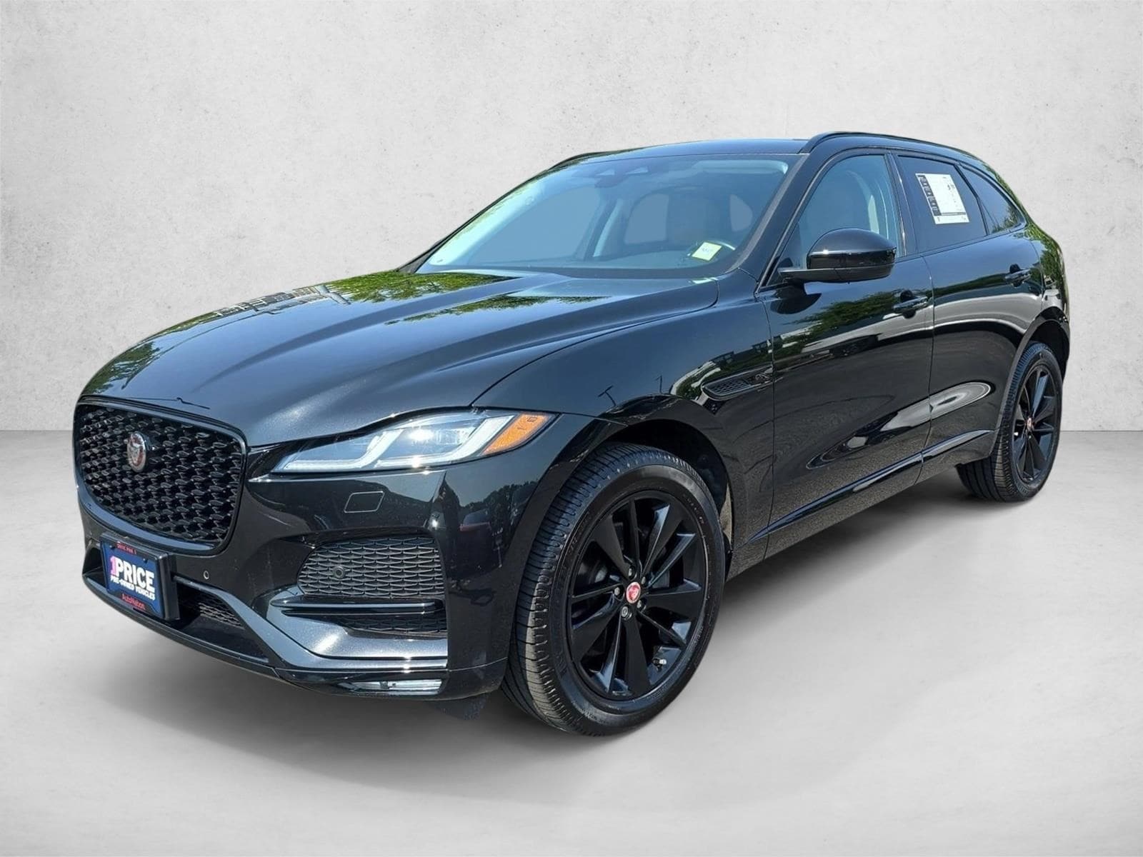 2022 Jaguar F-PACE P250 S's photo