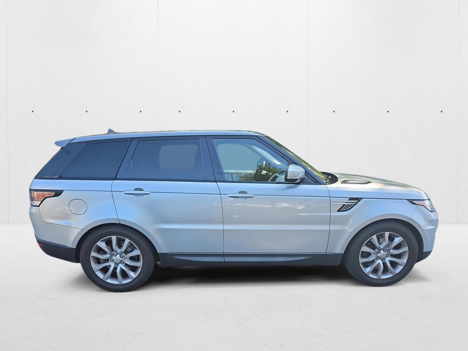 2016 Land Rover Range Rover Sport SuperCharged HSE photo 4
