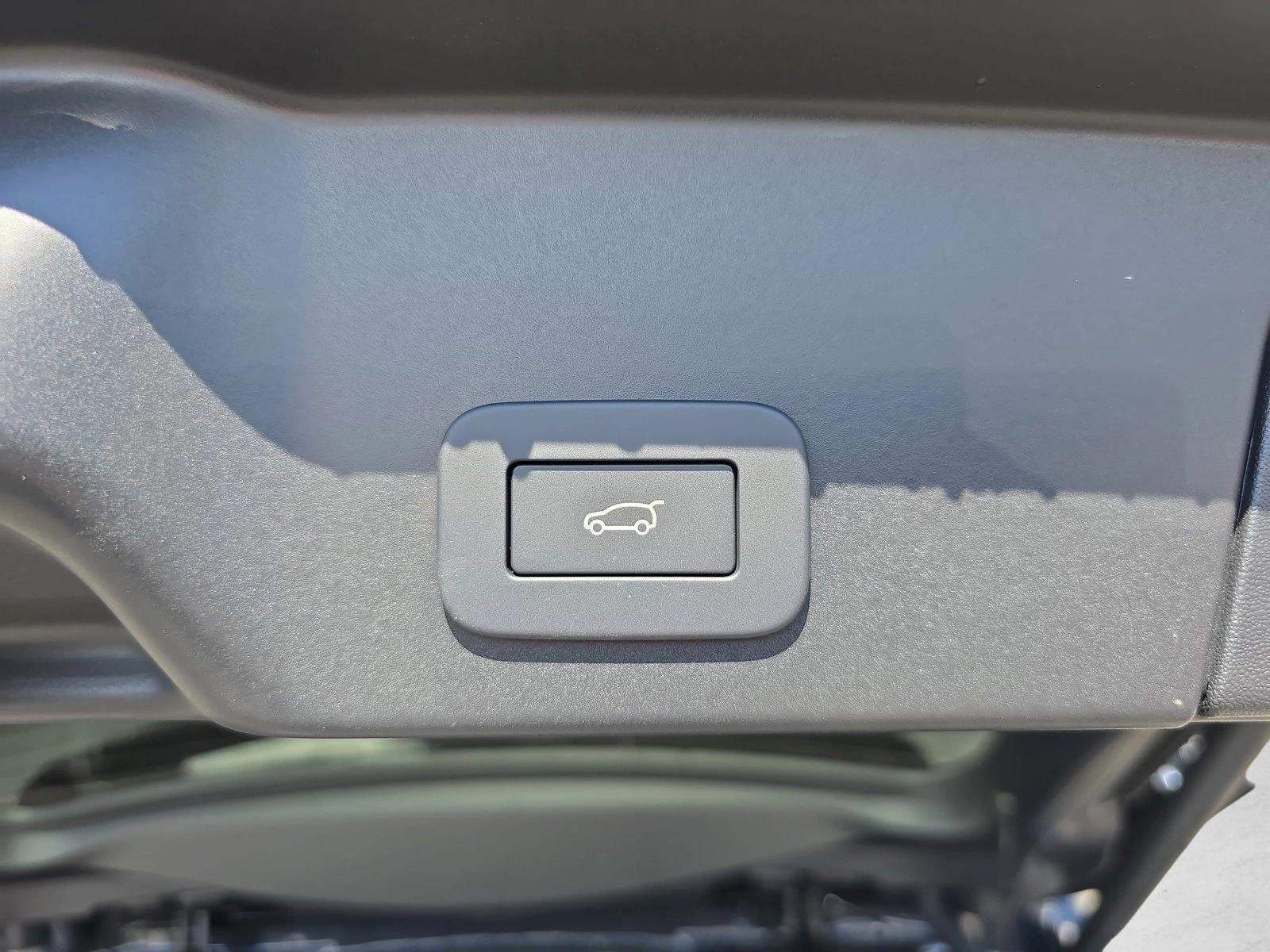 2026 Land Rover Range Rover Evoque Hoxton Edition - Photo 13