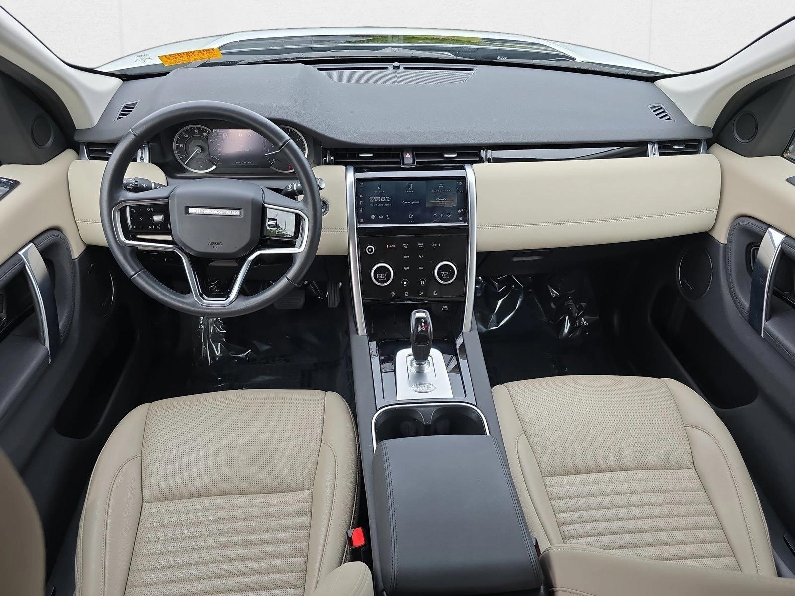 2023 Land Rover Discovery Sport S photo 3