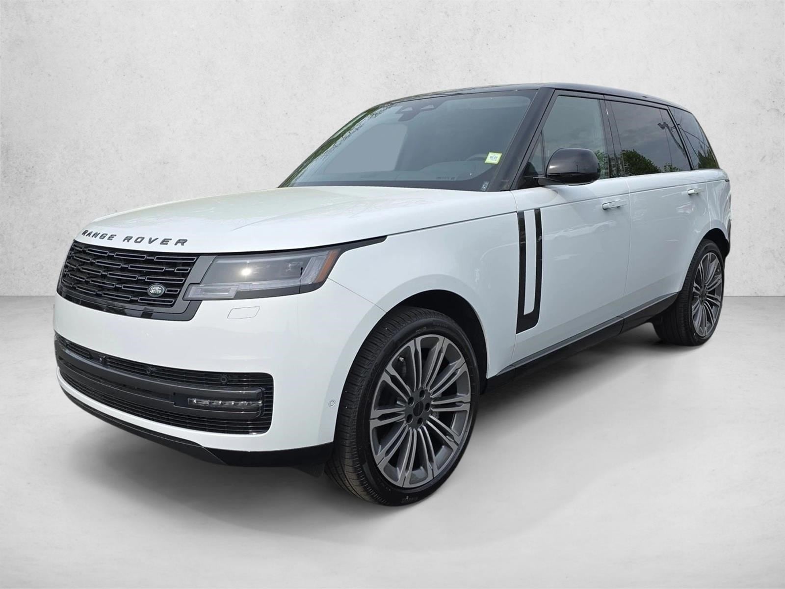 2026 Land Rover Range Rover 3.0 SE LWB 7's photo