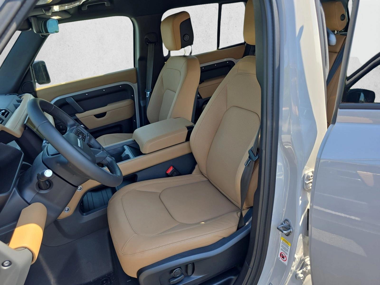 2026 Land Rover Defender S - Photo 15