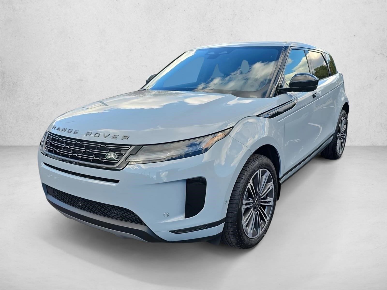 2026 Land Rover Range Rover Evoque S's photo