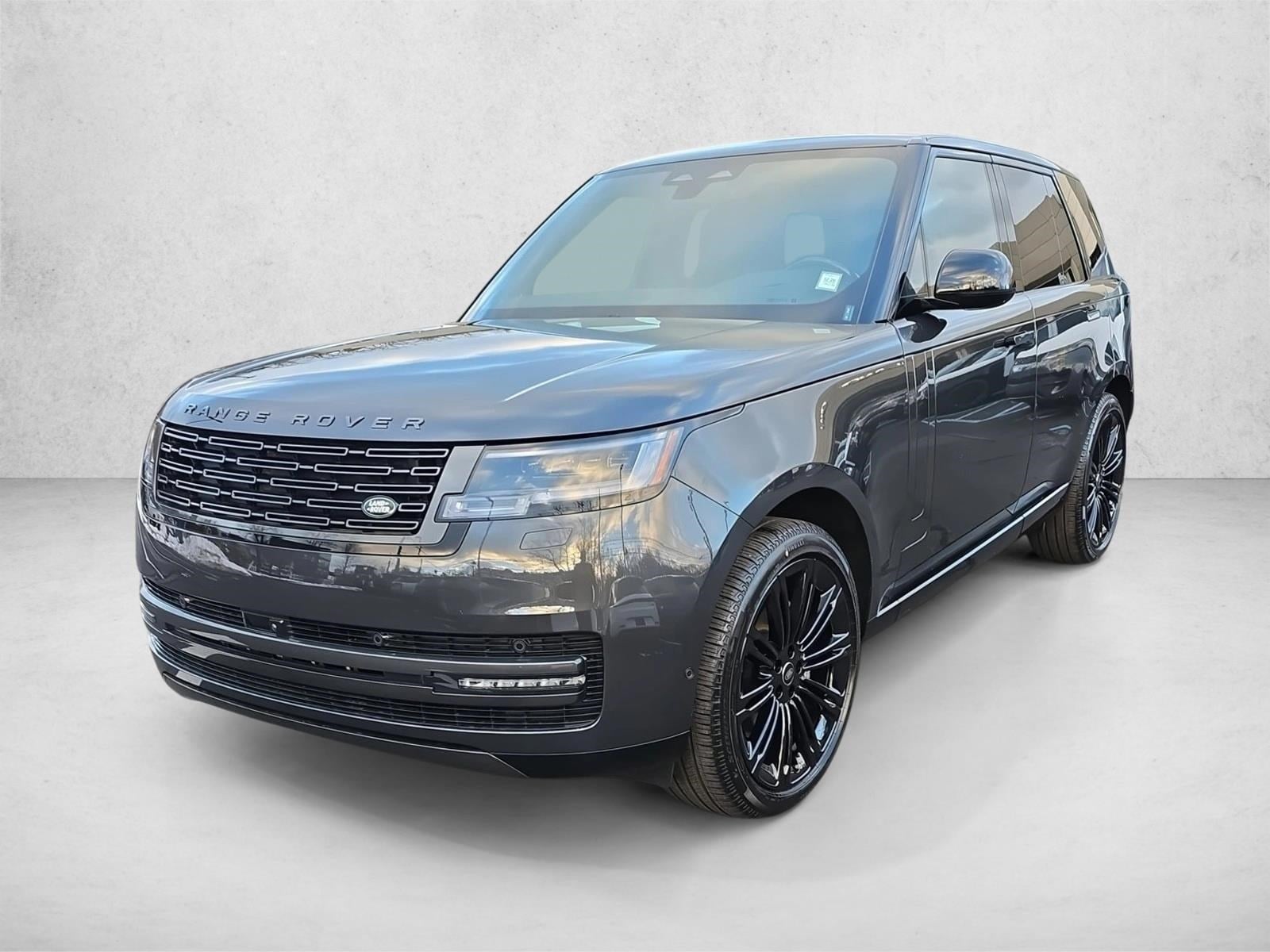 2025 Land Rover Range Rover SE's photo