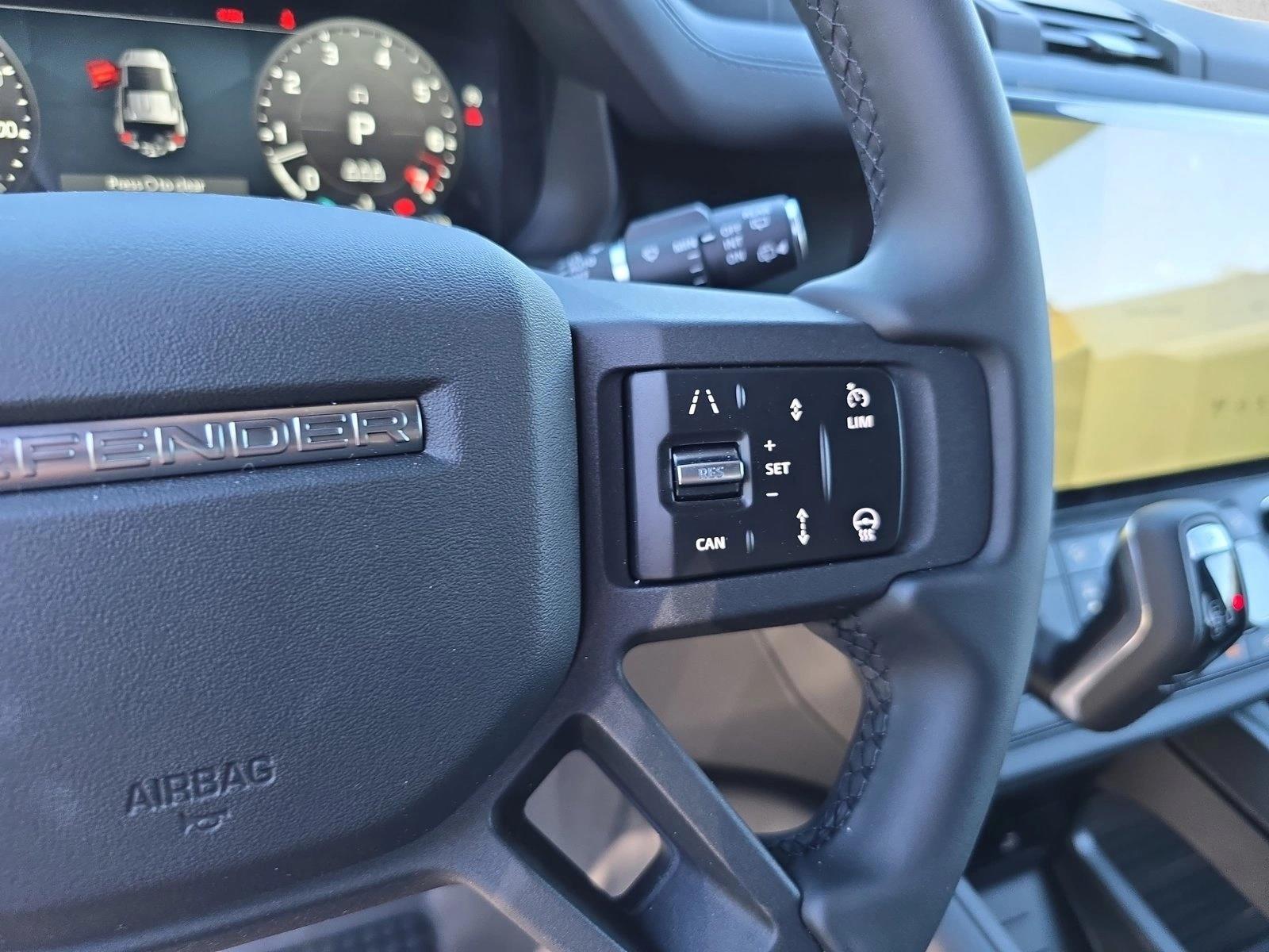2026 Land Rover Defender Trophy Edition - Photo 19