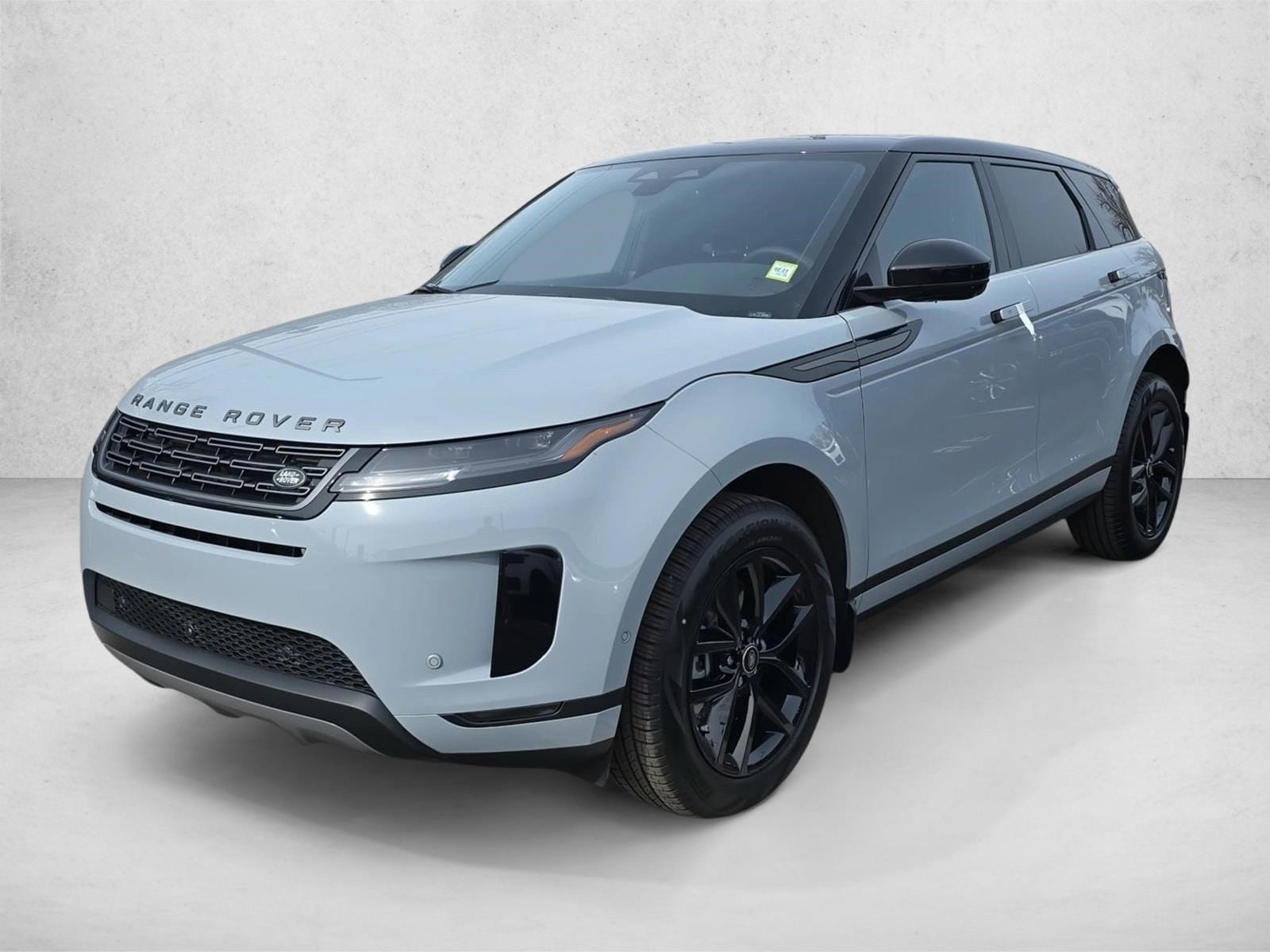 2026 Land Rover Range Rover Evoque S's photo