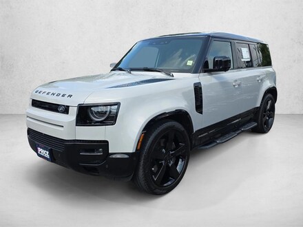 2026 Land Rover Defender 110 X-Dynamic SE SUV