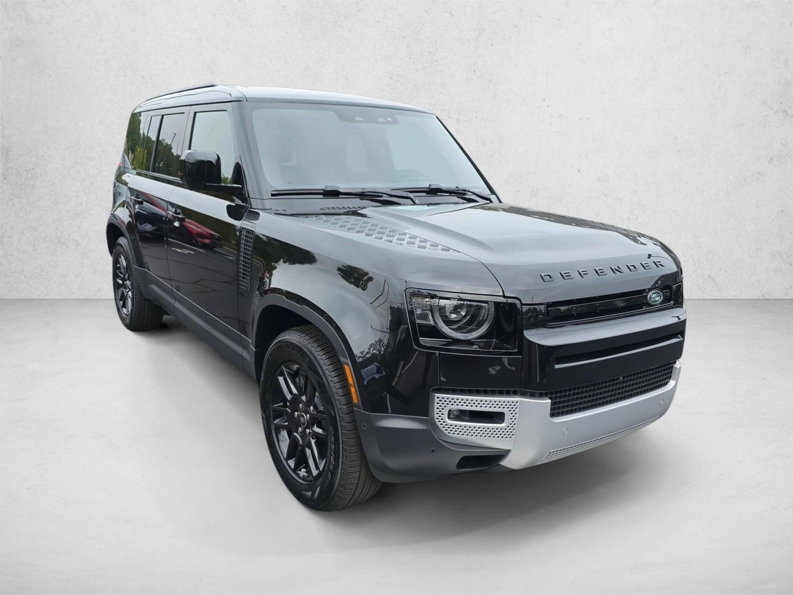 2025 Land Rover Defender S photo 3