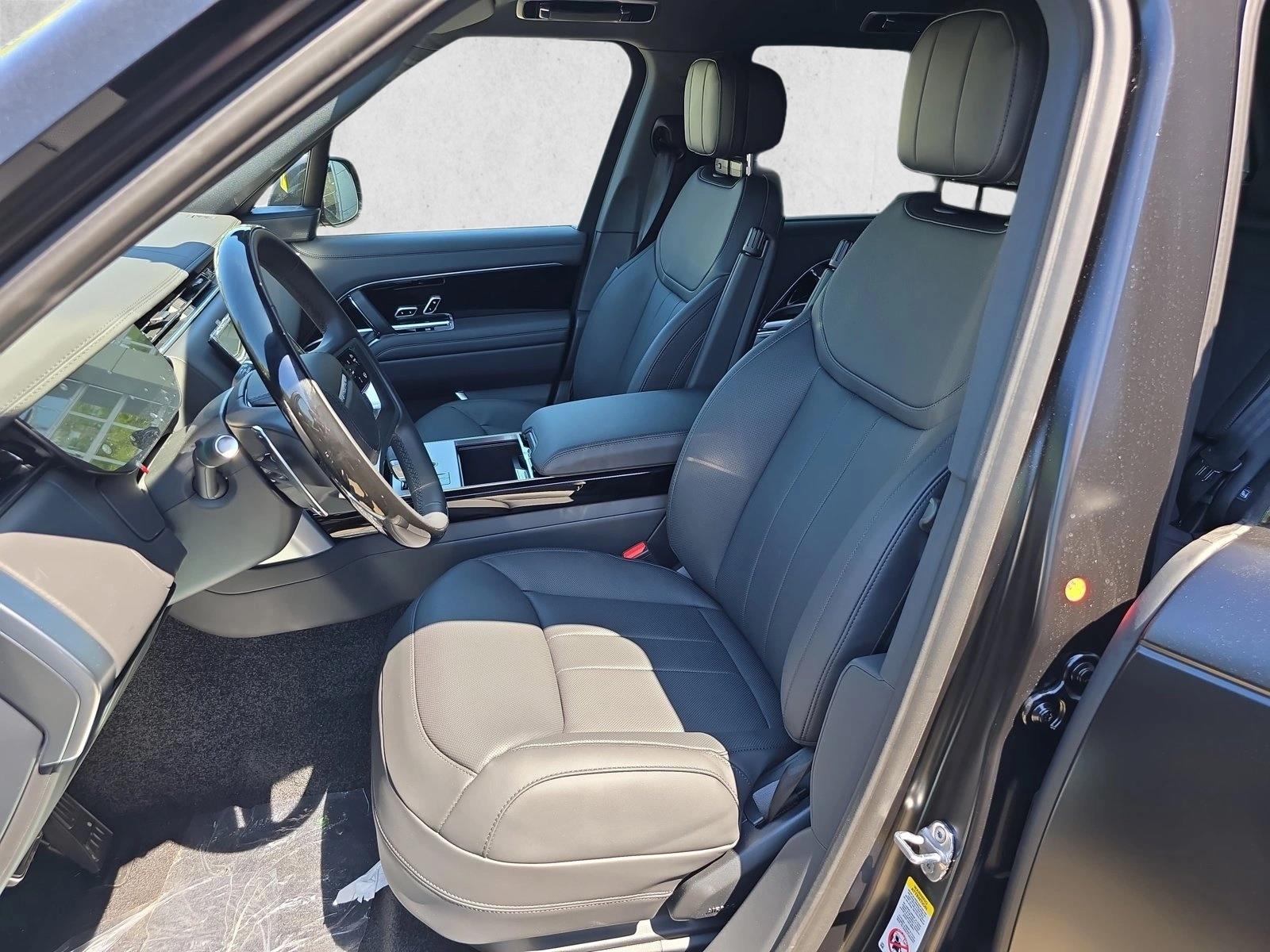 2026 Land Rover Range Rover SE - Photo 15