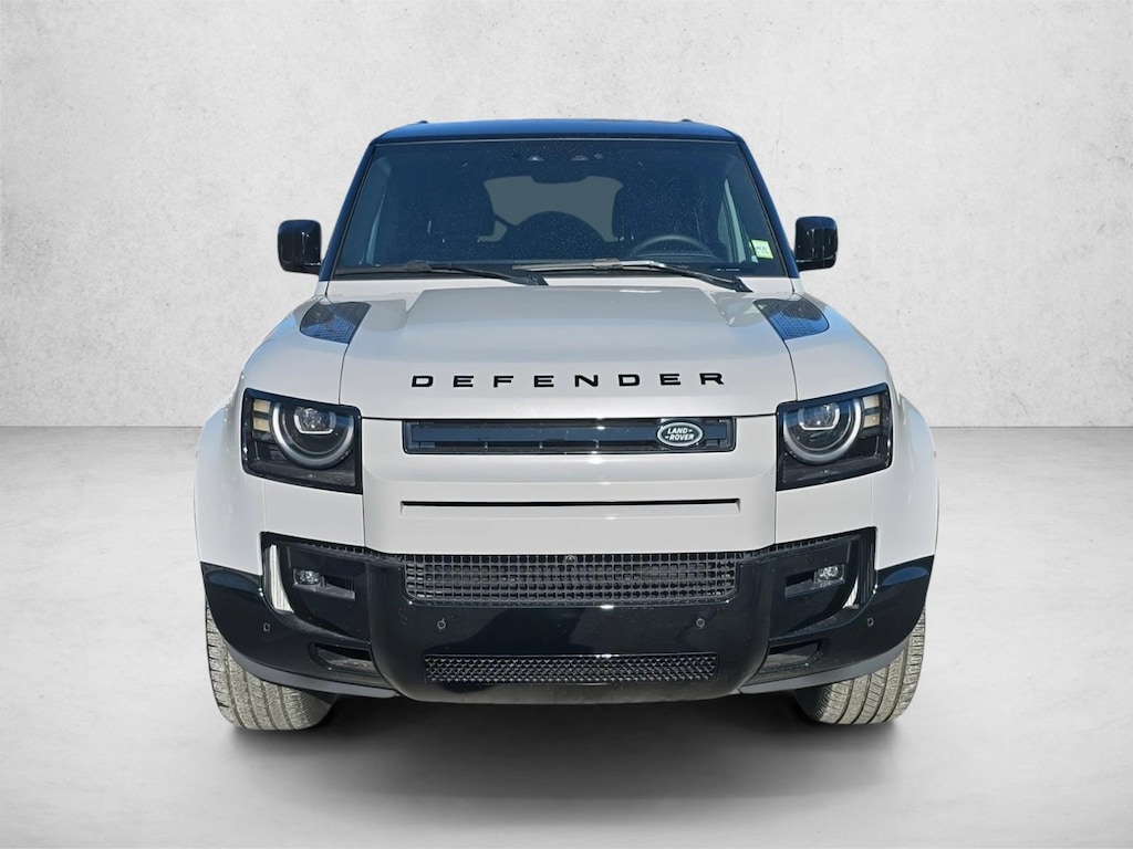 New 2026 Land Rover Defender X-Dynamic SE SUV