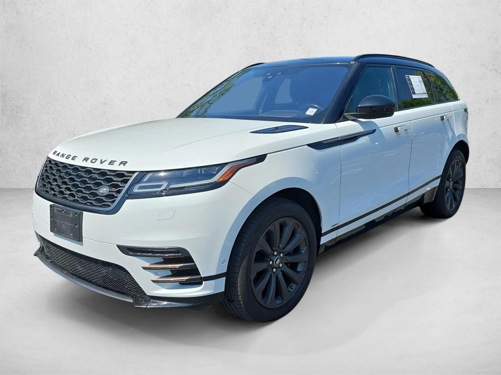 2019 Land Rover Range Rover Velar R-Dynamic SE V6 (340HP)'s photo