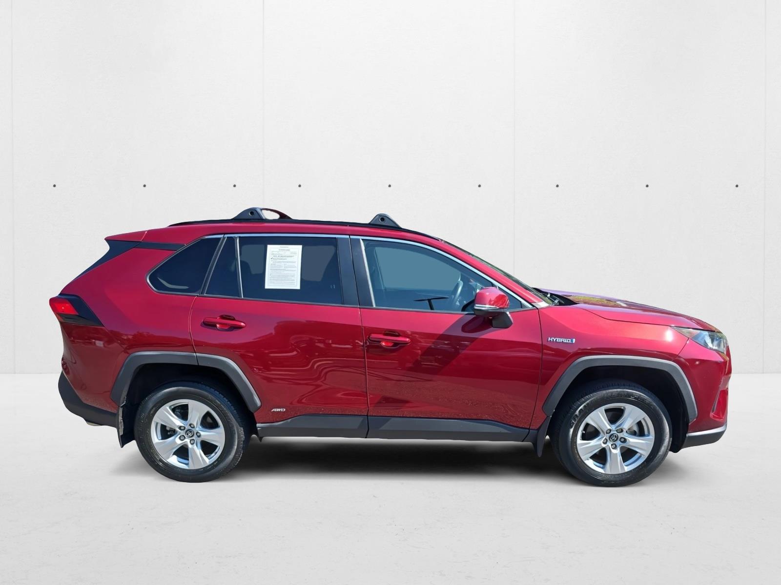 2019 Toyota RAV4 Hybrid LE photo 4