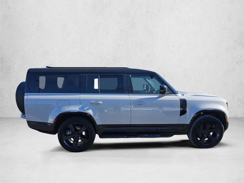 New 2026 Land Rover Defender X-Dynamic SE SUV