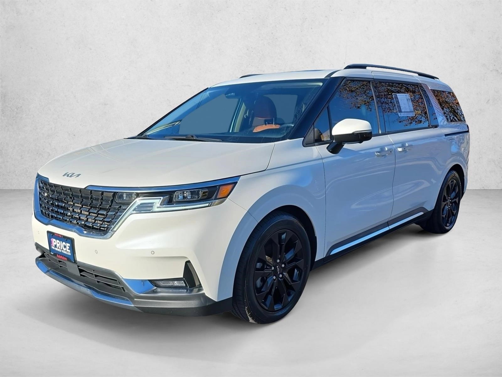 2022 Kia Carnival SX Prestige's photo