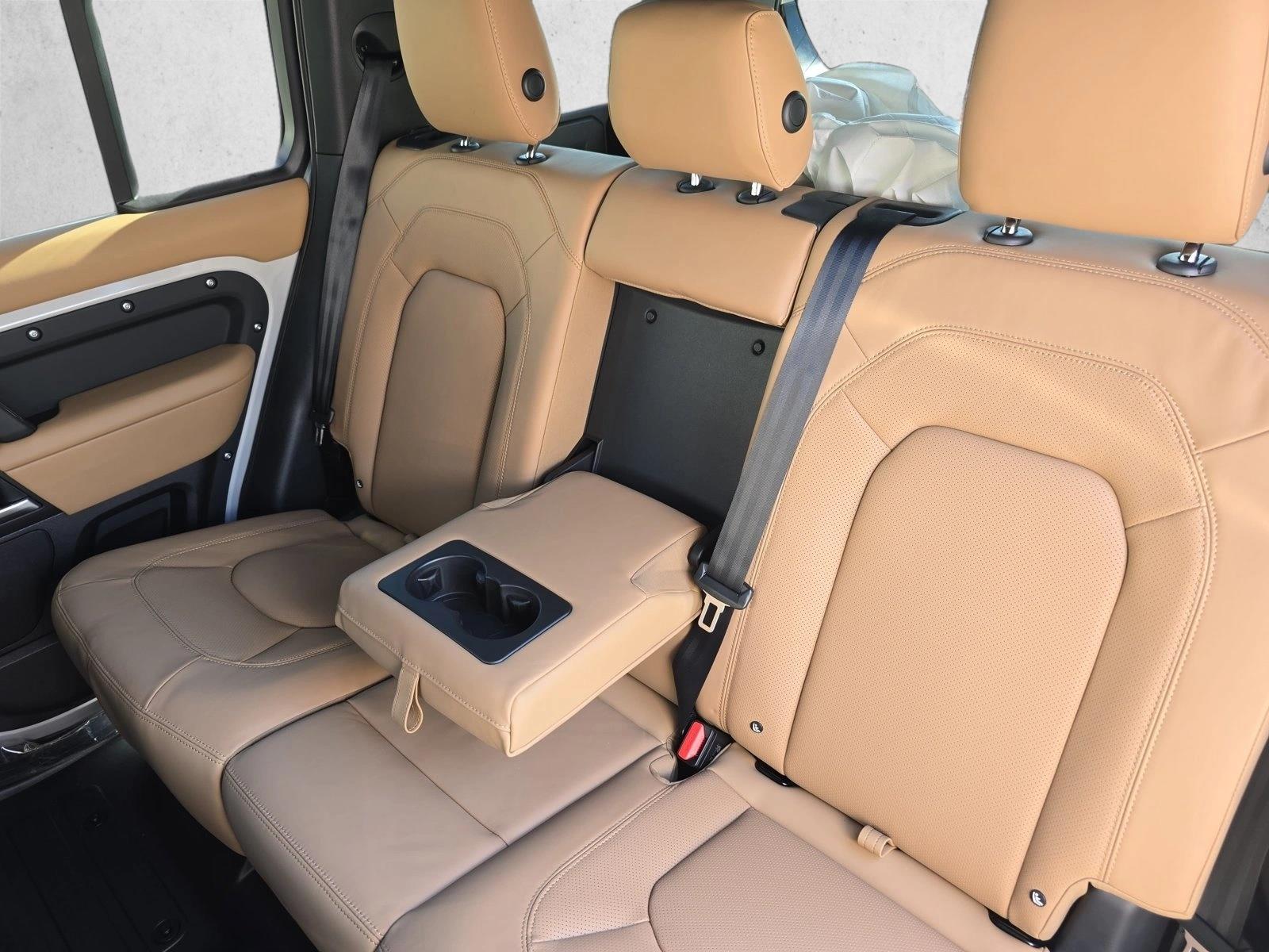 2026 Land Rover Defender S - Photo 13