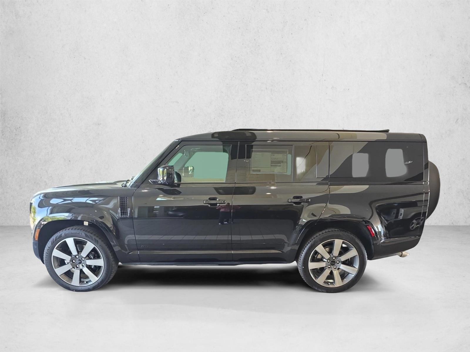 2026 Land Rover Defender V8 - Photo 8