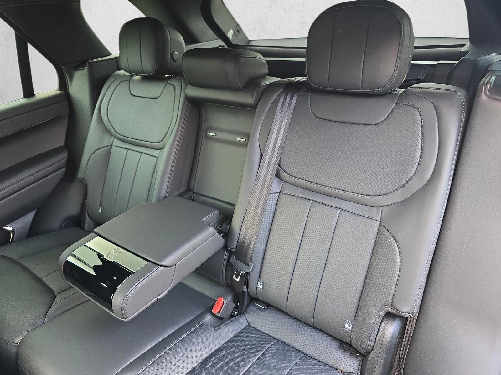 2026 Land Rover Range Rover Sport Dynamic SE - Photo 14