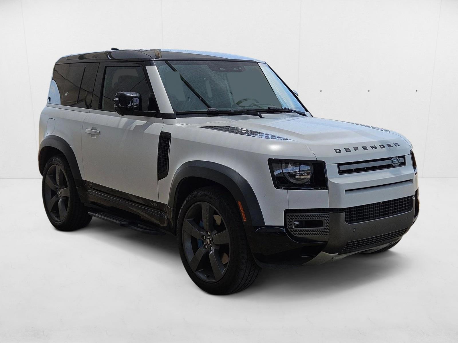 2022 Land Rover Defender V8 photo 3