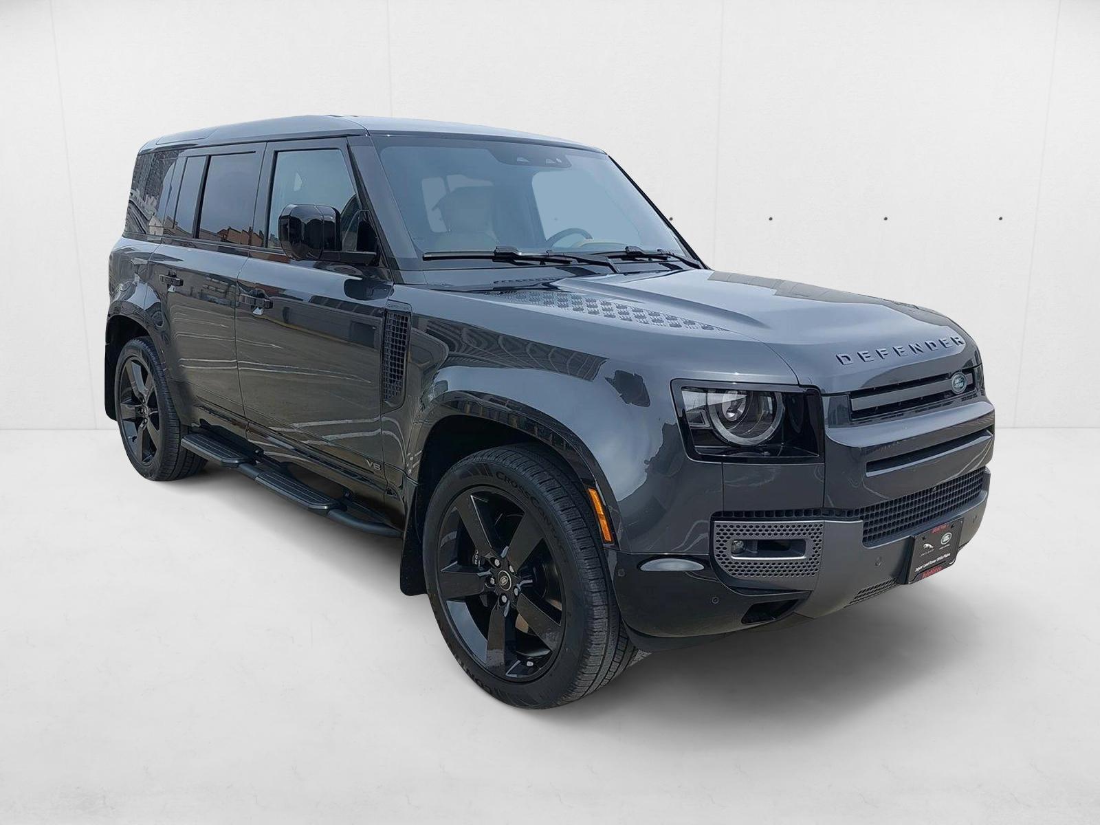 2025 Land Rover Defender V8 photo 3