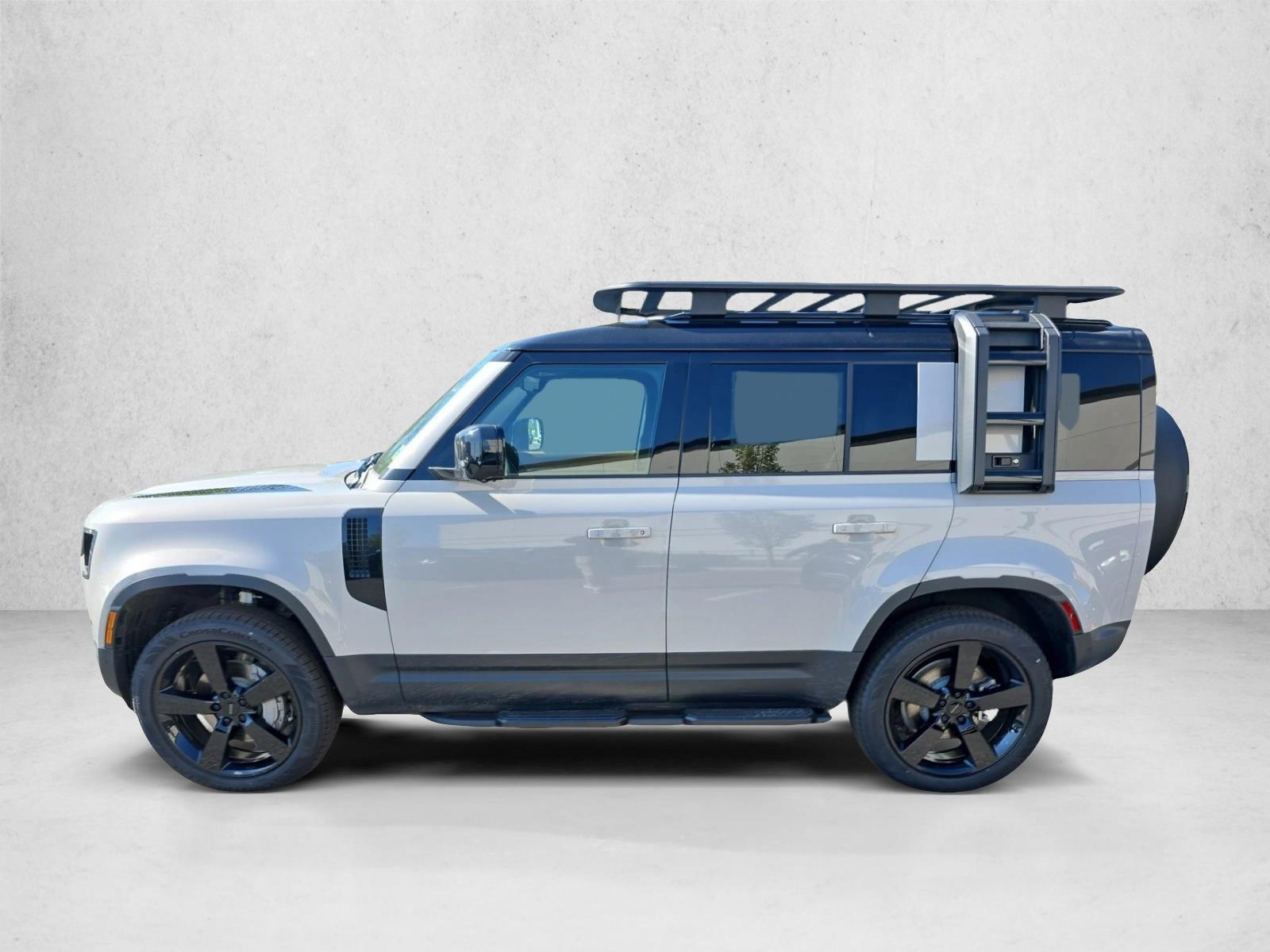 2026 Land Rover Defender S - Photo 8