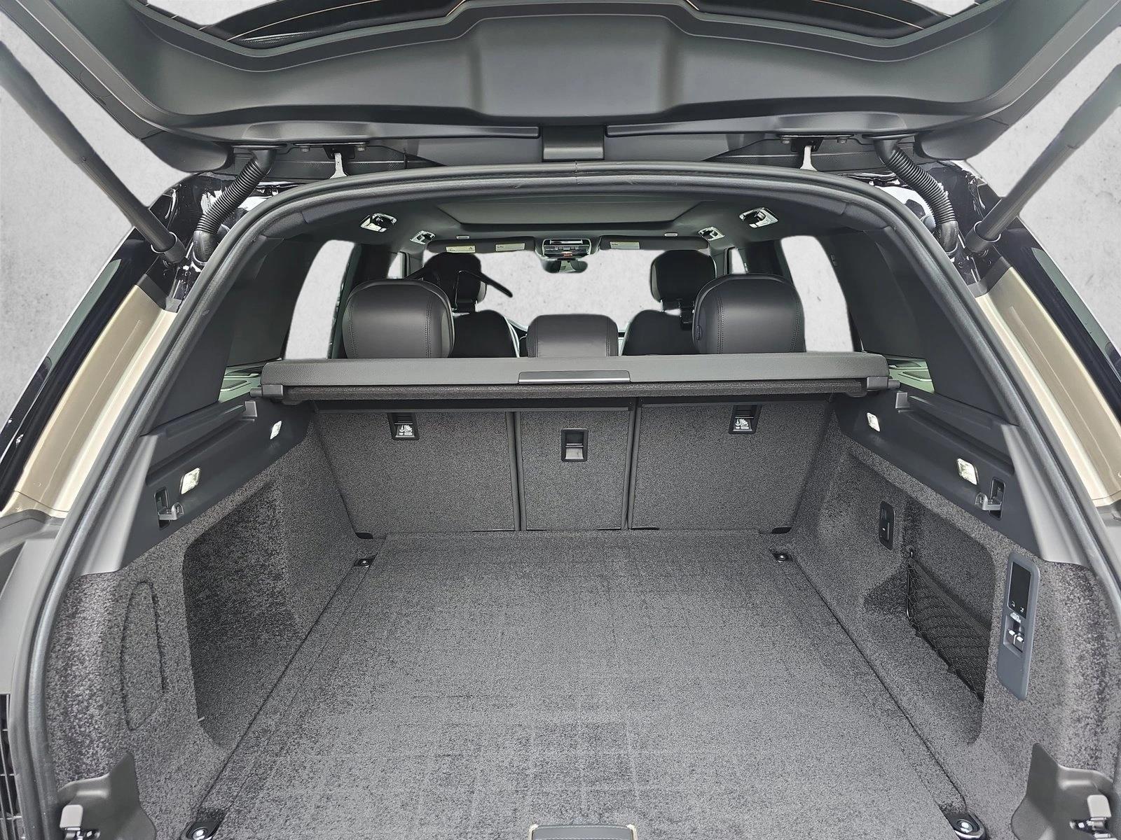 2026 Land Rover Range Rover SE - Photo 12