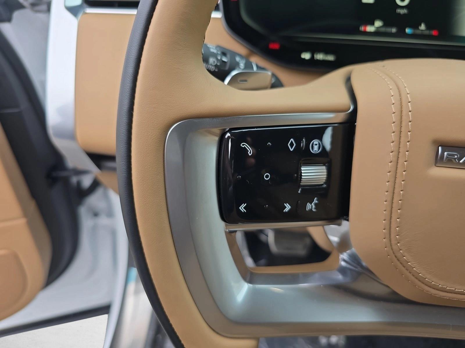 2026 Land Rover Range Rover SE - Photo 17