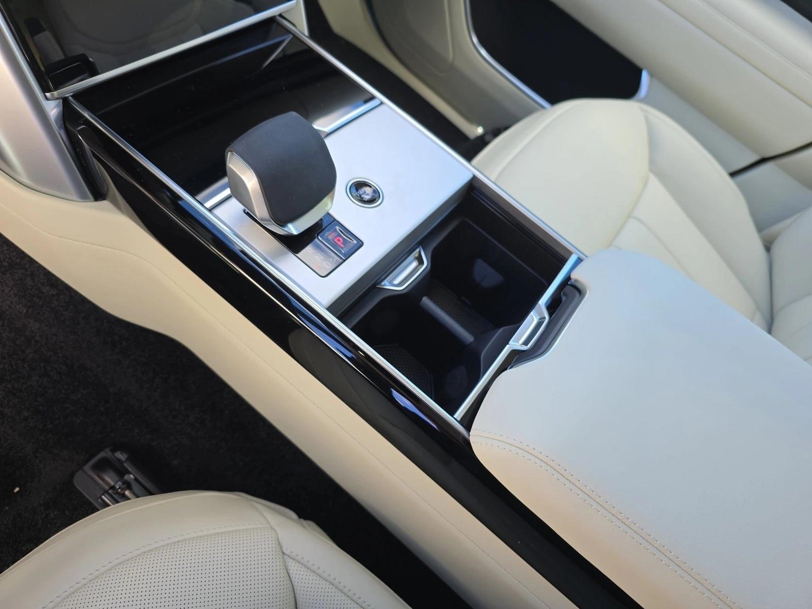 2026 Land Rover Range Rover SE - Photo 25