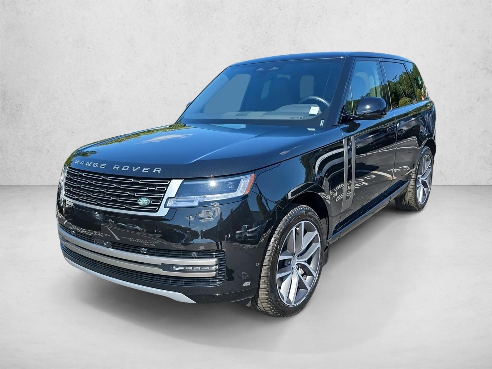 2025 Land Rover Range Rover SE's photo