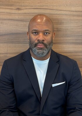 Staff member CHRISTOPHER J GILBERT from ID_40d67e