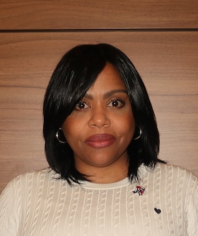 Staff member Mayorie Henriquez Perez from ID_4cc0f4