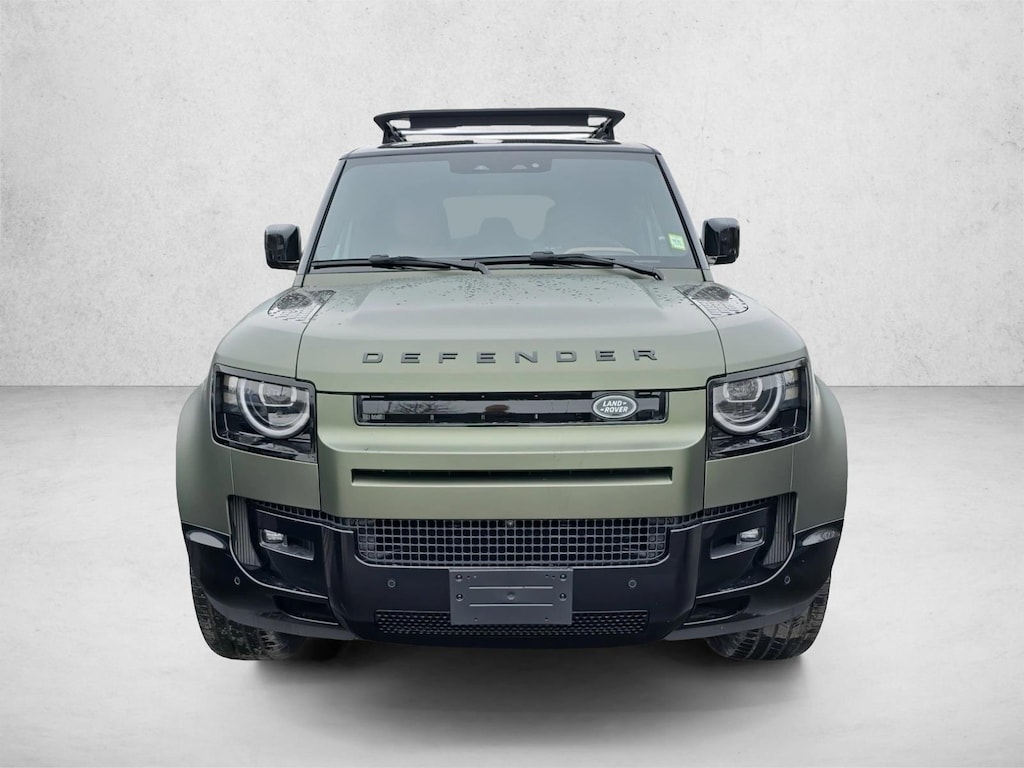 New 2026 Land Rover Defender X-Dynamic SE SUV