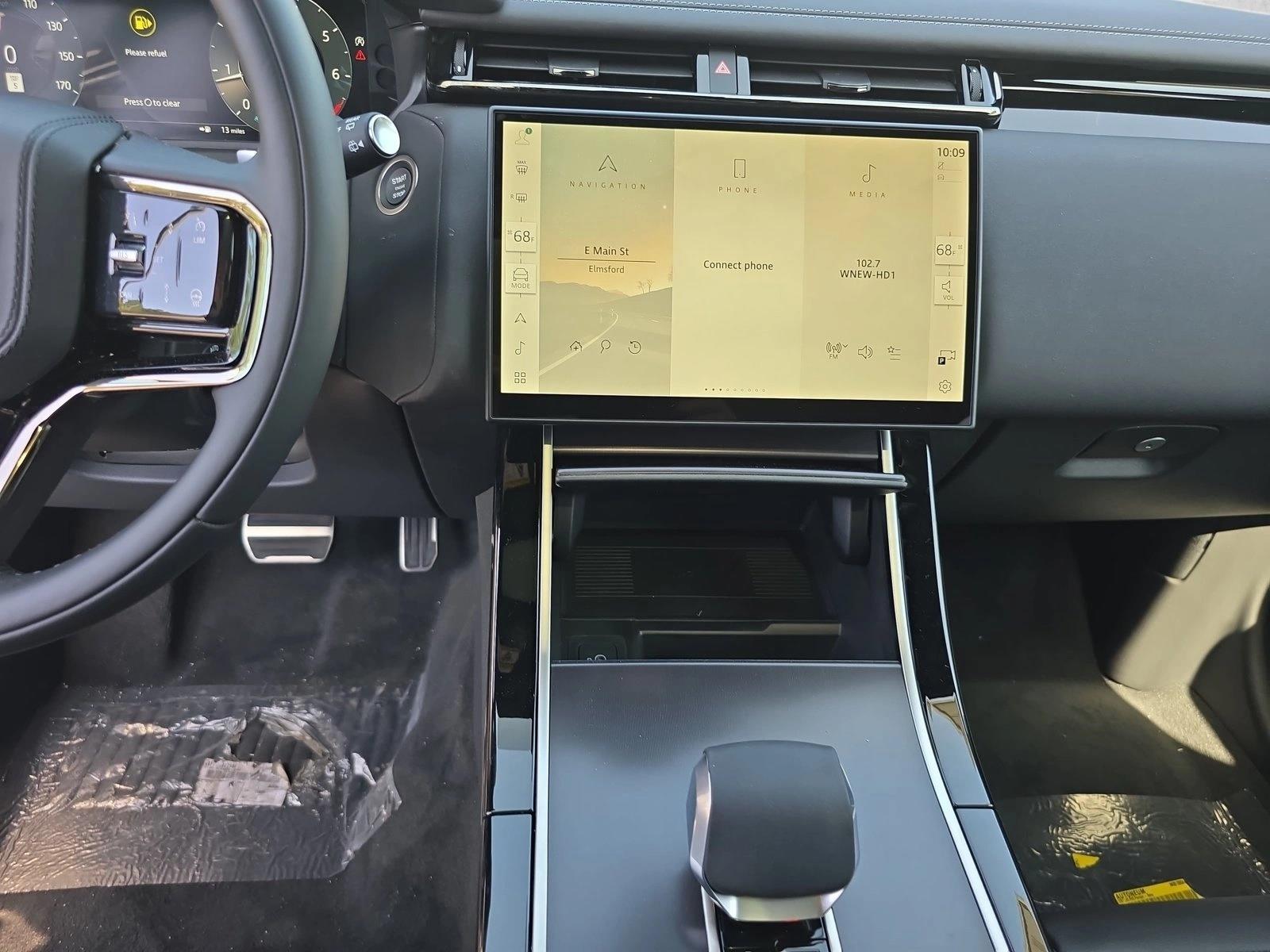 2026 Land Rover Range Rover Velar Belgravia Edition - Photo 21