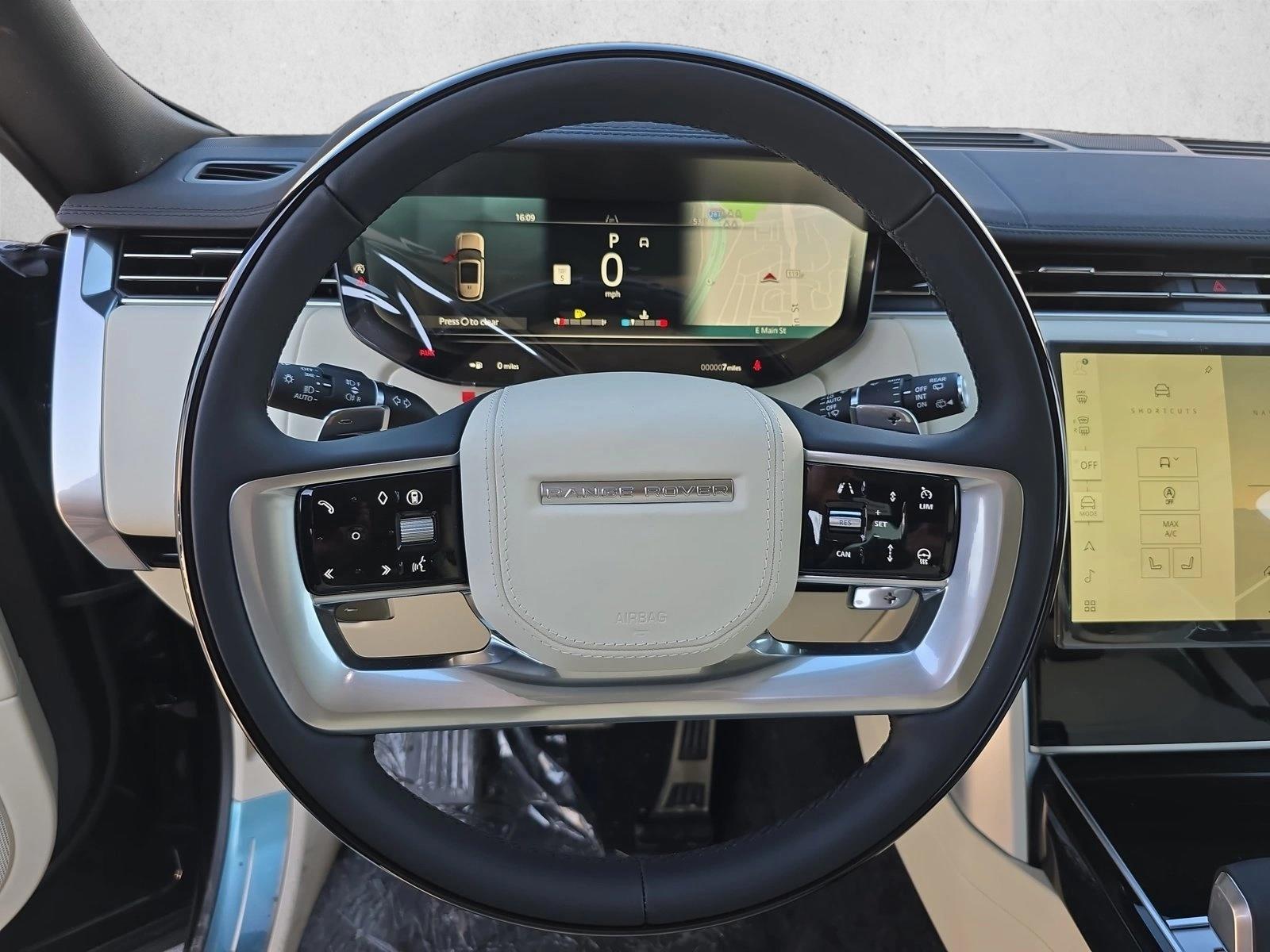 2026 Land Rover Range Rover SE - Photo 18