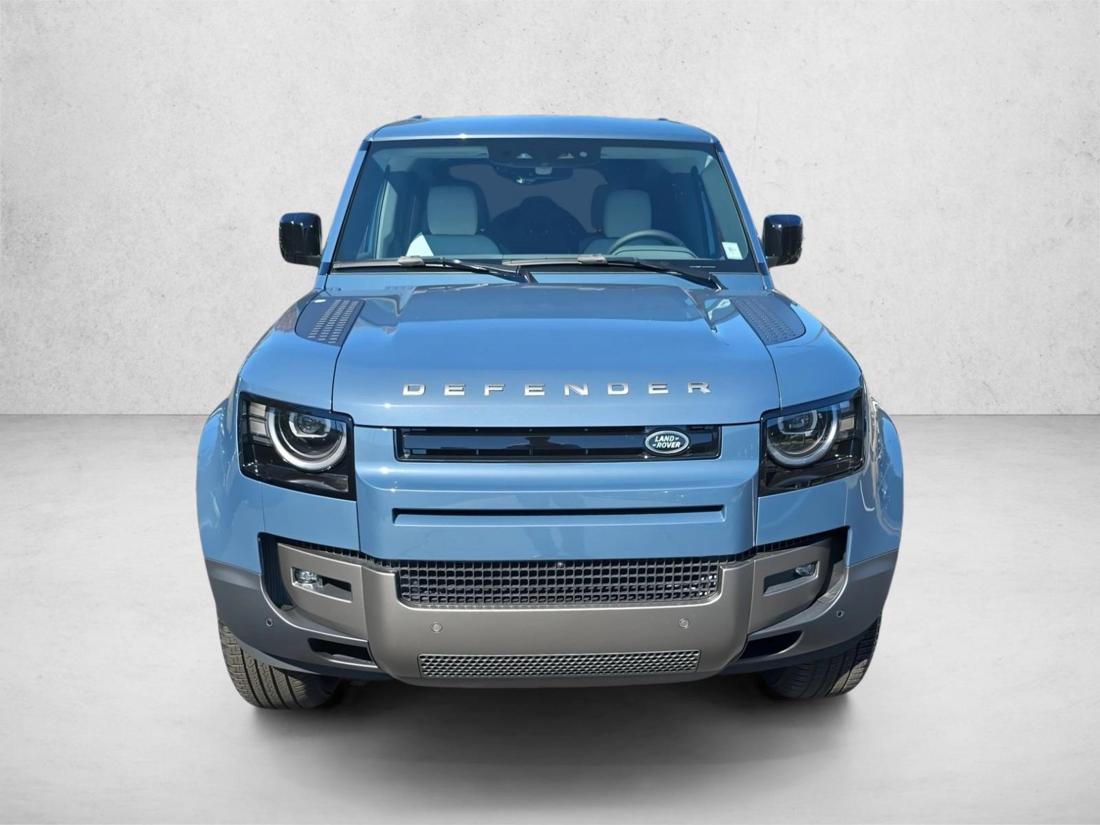 2026 Land Rover Defender 110 S photo 2