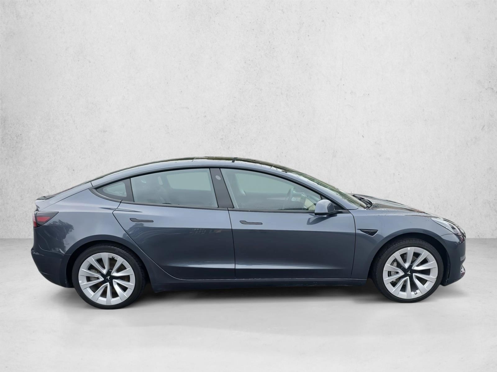 2023 Tesla Model 3 photo 4