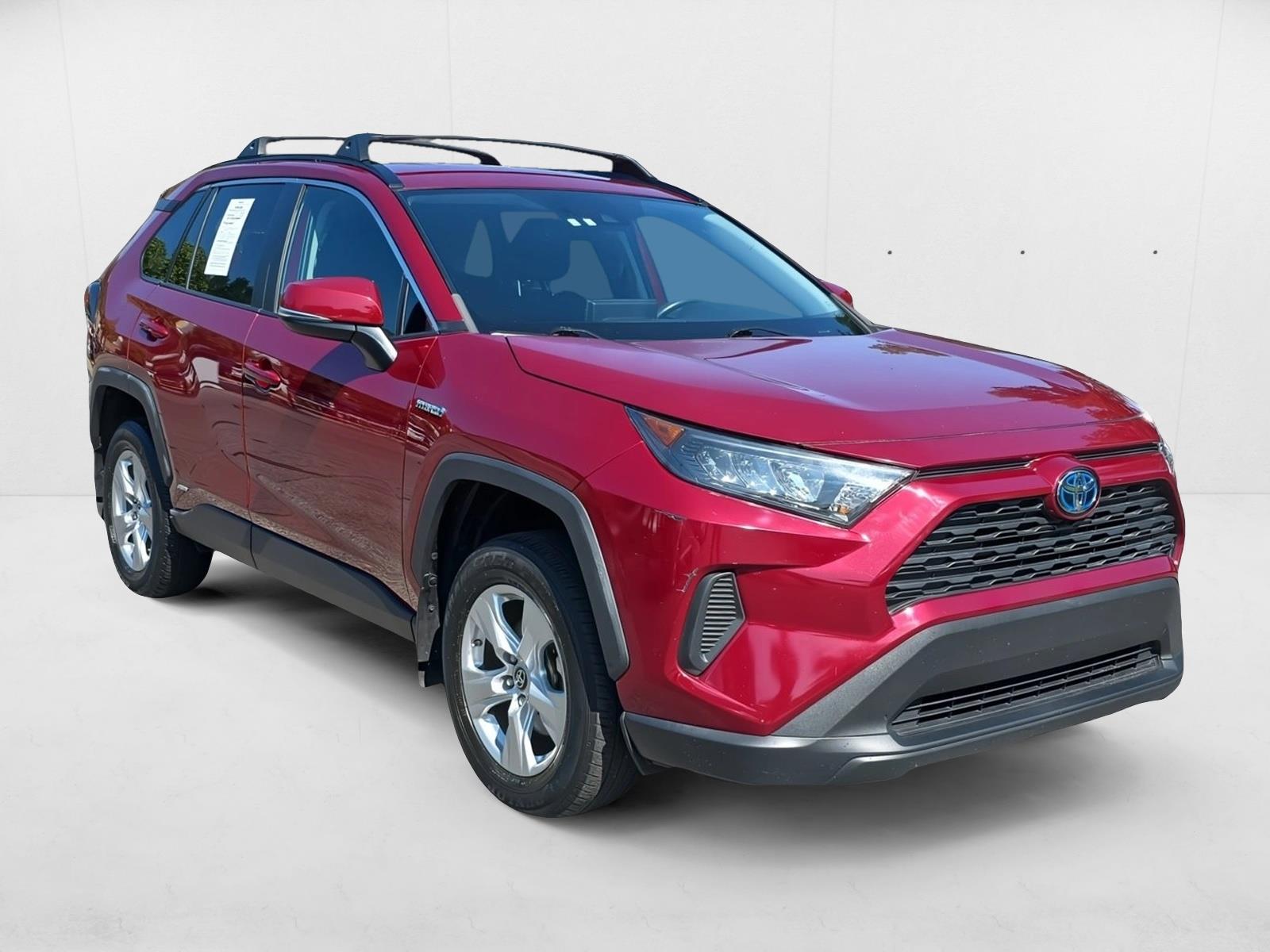 2019 Toyota RAV4 Hybrid LE photo 3