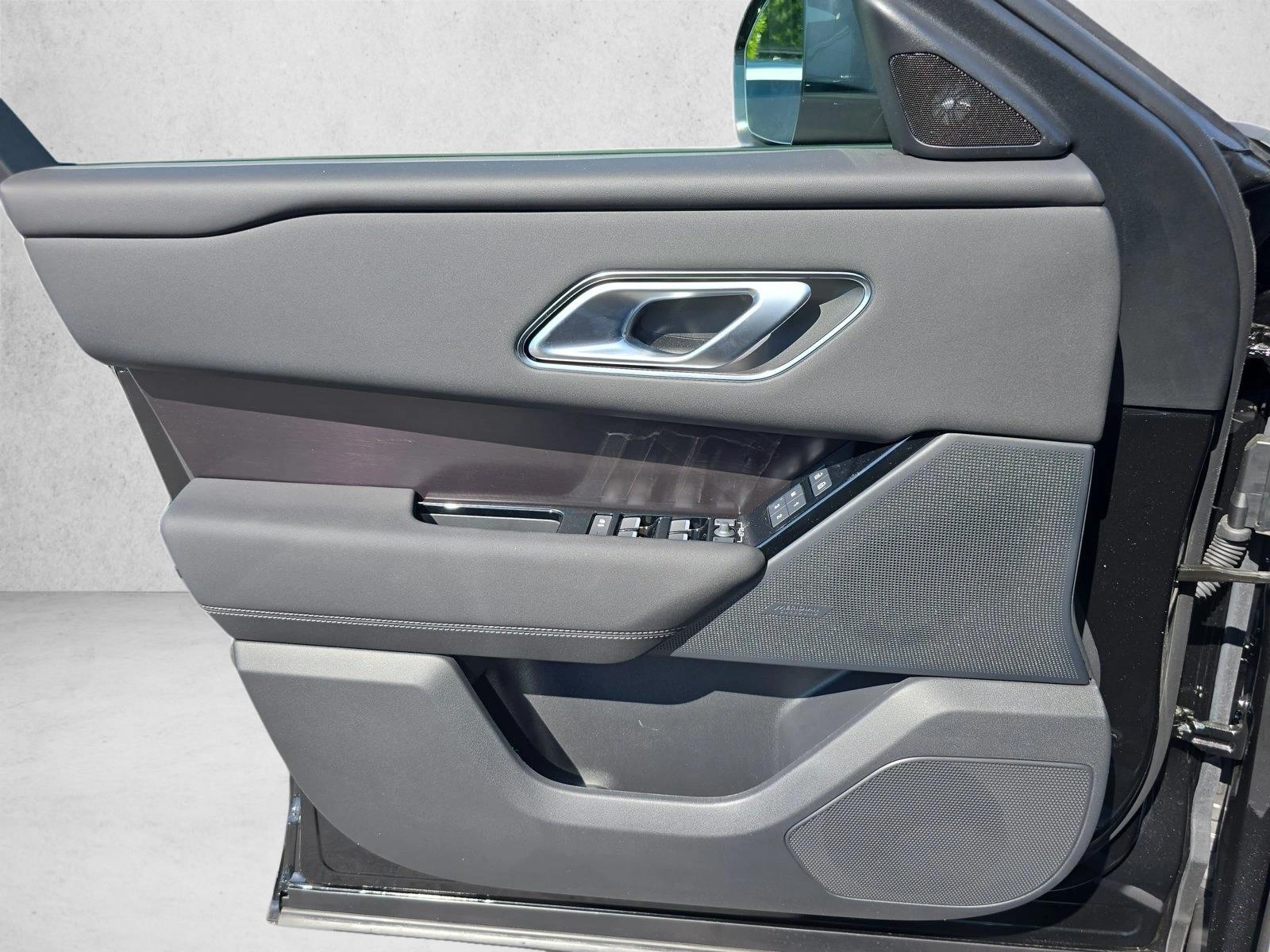 2026 Land Rover Range Rover Velar Belgravia Edition - Photo 25