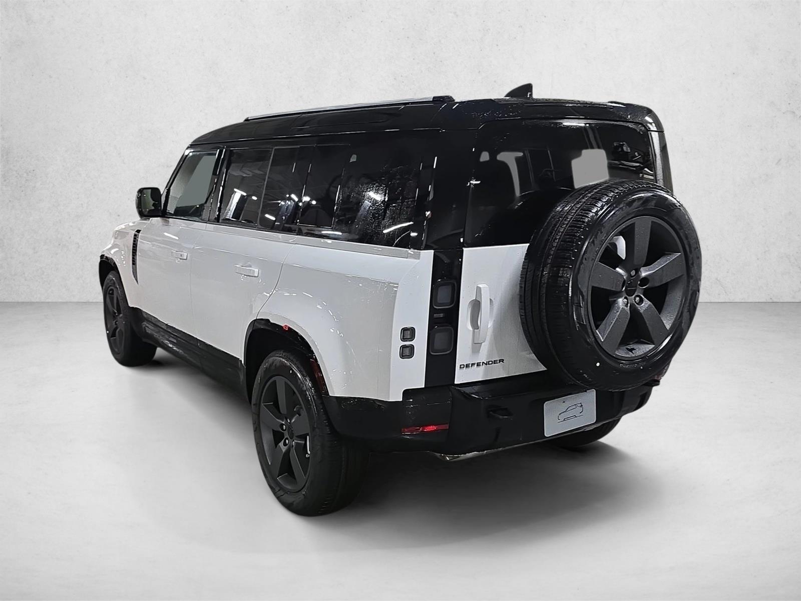 2026 Land Rover Defender X-Dynamic SE - Photo 7