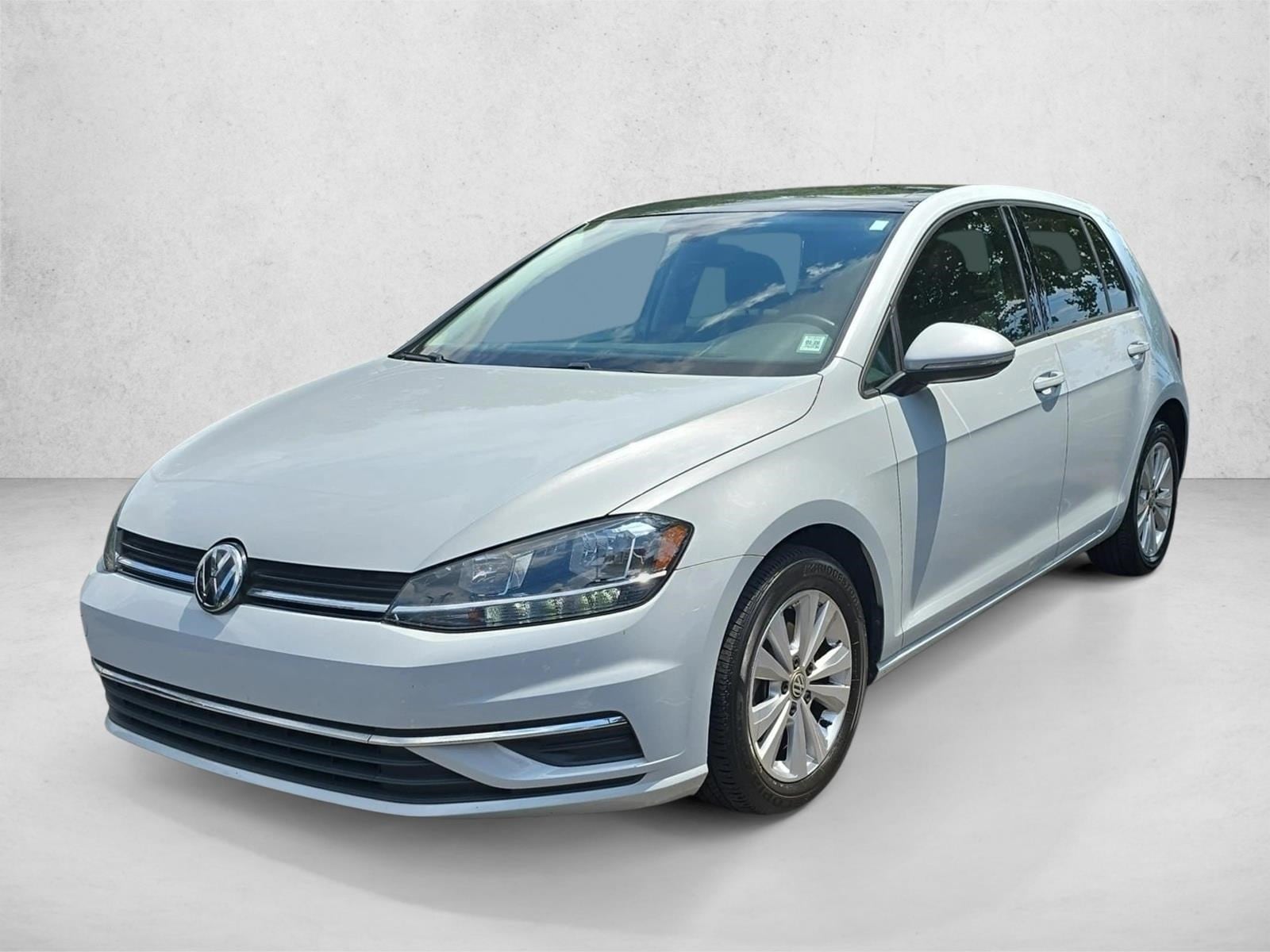 2021 Volkswagen Golf 1.4 TSI Auto's photo